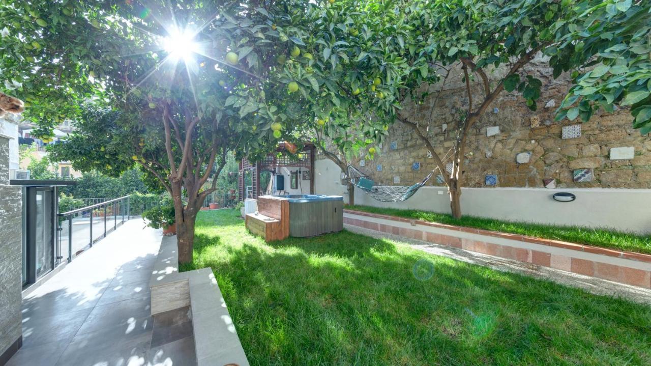 Il Giardino Dei Venti Hotel Naples Exterior photo
